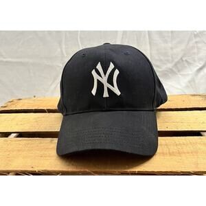 New York Yankees MLB Fan Favorite Black Adjustable Hat Cap